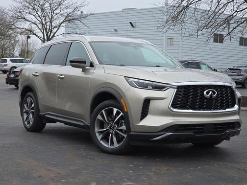 2022 INFINITI QX60 Luxe