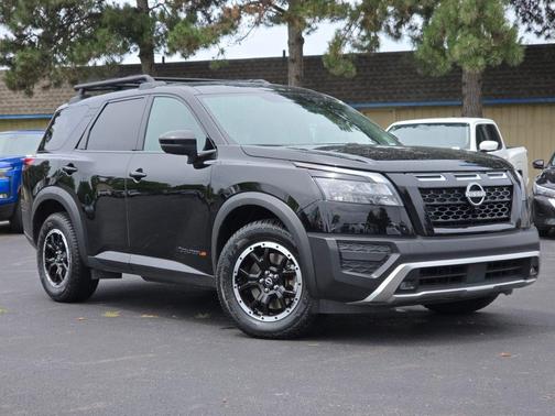 2023 Nissan Pathfinder Rock Creek