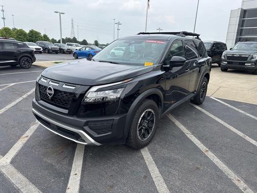 2023 Nissan Pathfinder Rock Creek