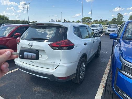 2017 Nissan Rogue S