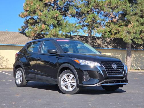 2024 Nissan Kicks S