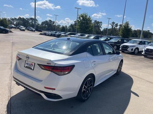 2025 Nissan Sentra SR