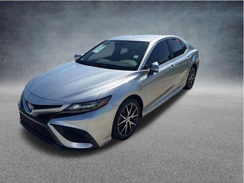 Celestial Silver Metallic 2021 Toyota Camry SE
