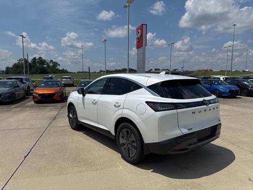 2025 Nissan Murano SL