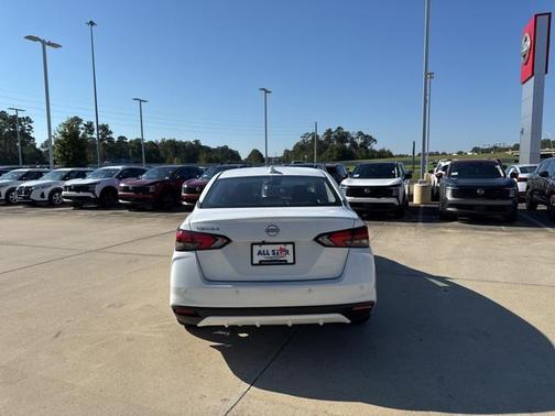 2025 Nissan Versa 1.6 SV