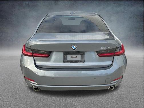Skyscraper Grey Metallic 2023 BMW 330 330i