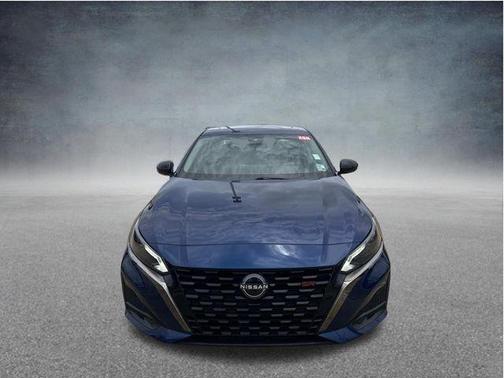 Deep Blue Pearl 2024 Nissan Altima SR FWD