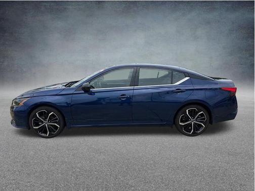 Deep Blue Pearl 2024 Nissan Altima SR FWD