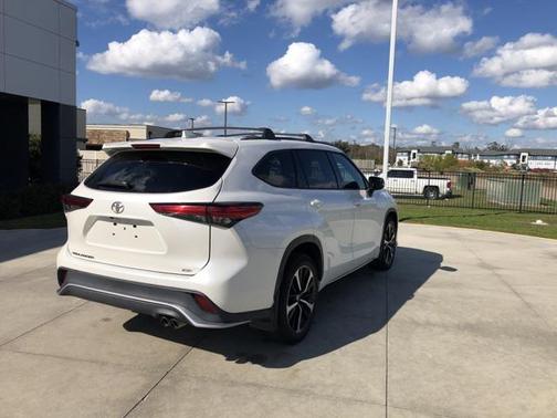 2021 Toyota Highlander XSE