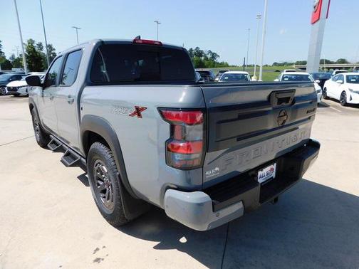 2025 Nissan Frontier PRO-X