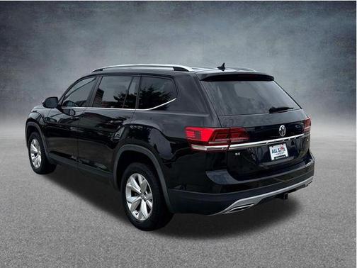 Deep Black Pearl 2019 Volkswagen Atlas 3.6L SE