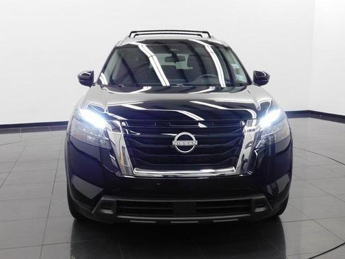 2024 Nissan Pathfinder SV 4WD