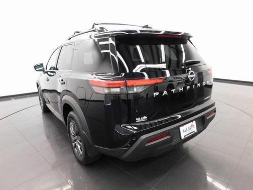 2024 Nissan Pathfinder SV 4WD