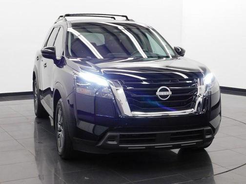 2024 Nissan Pathfinder SV 4WD