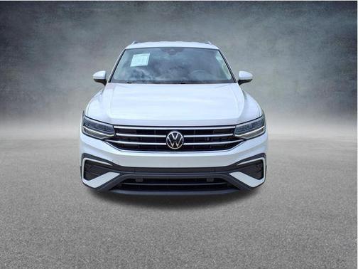 Opal White 2023 Volkswagen Tiguan 2.0T SE