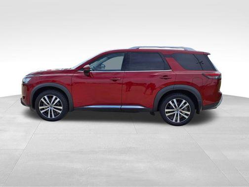 Scarlet Ember 2024 Nissan Pathfinder Platinum FWD