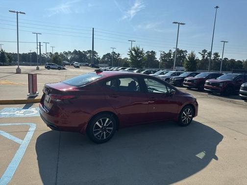 2025 Nissan Versa 1.6 SV