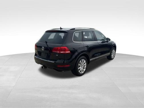 2011 Volkswagen Touareg VR6 Sport