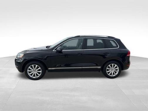 2011 Volkswagen Touareg VR6 Sport