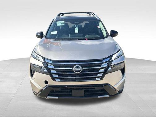 Champagne Silver/Black 2026 Nissan Rogue Platinum