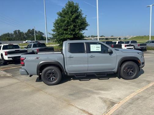 2025 Nissan Frontier PRO-X