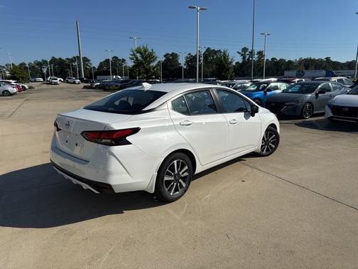 2025 Nissan Versa 1.6 SV