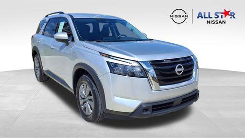 Brilliant Silver Metallic 2025 Nissan Pathfinder SV FWD