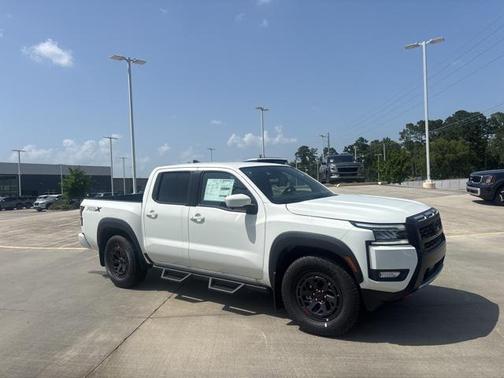 2025 Nissan Frontier PRO-X