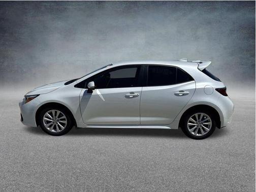 Wind Chill Pearl 2023 Toyota Corolla SE