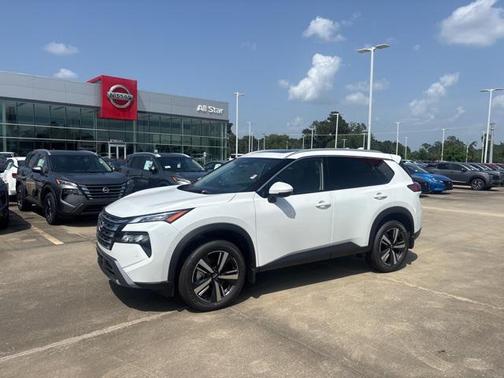 2025 Nissan Rogue SL