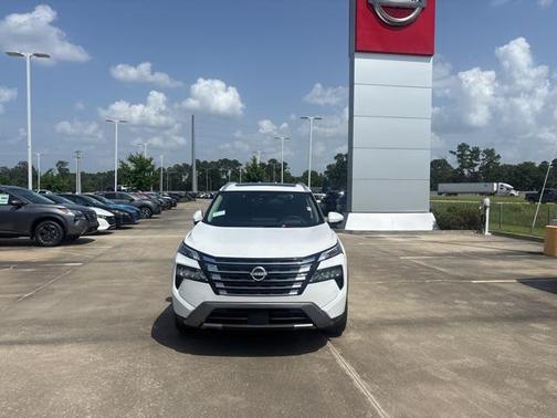 2025 Nissan Rogue SL