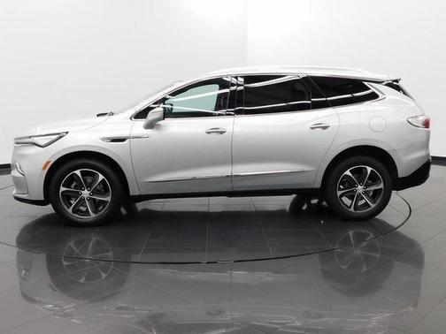 2022 Buick Enclave FWD Essence