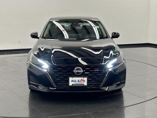 2024 Nissan Altima SR VC-Turbo FWD