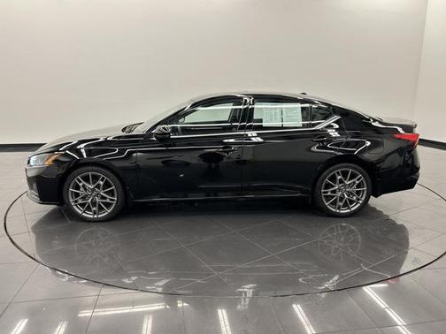 2024 Nissan Altima SR VC-Turbo FWD