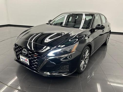 2024 Nissan Altima SR VC-Turbo FWD