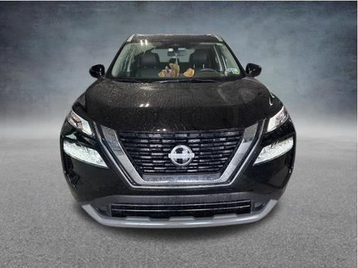 Super Black 2023 Nissan Rogue SV