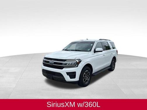 Oxford White 2024 Ford Expedition XLT