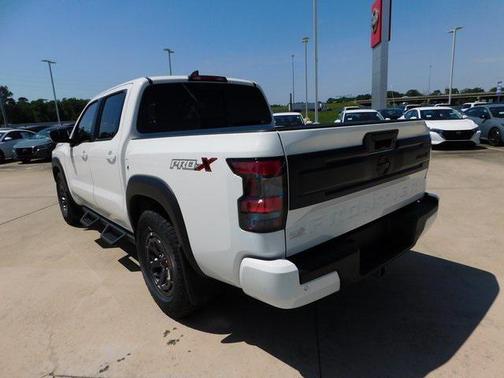 2025 Nissan Frontier PRO-X