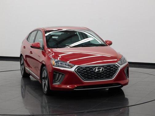 2022 Hyundai IONIQ Hybrid SEL