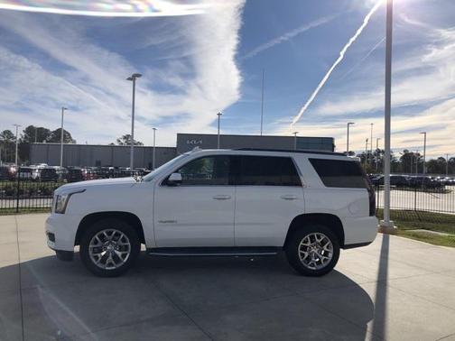 2017 GMC Yukon SLT