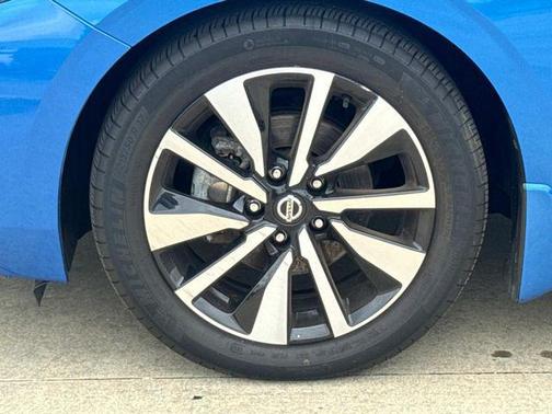 Electric Blue Metallic 2023 Nissan Sentra SV