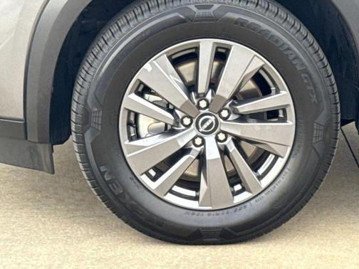 2025 Nissan Pathfinder SV FWD