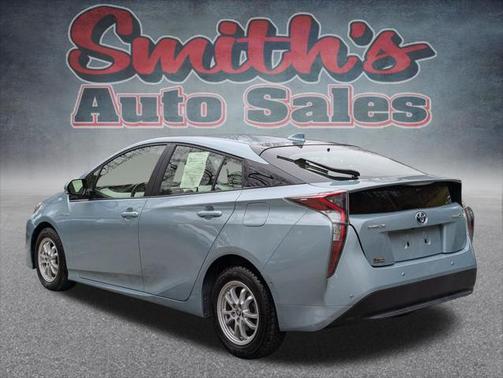 2018 Toyota Prius Three