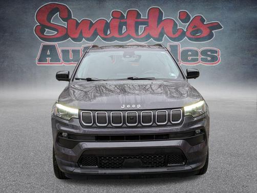 2022 Jeep Compass Latitude Lux