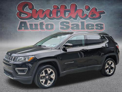 Diamond Black Crystal Pearlcoat 2019 Jeep Compass Limited