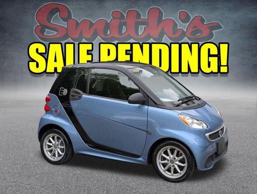 Light Blue Metallic 2014 smart ForTwo Electric Drive passion