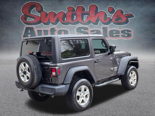 Granite Crystal Metallic Clearcoat 2018 Jeep Wrangler Sport S