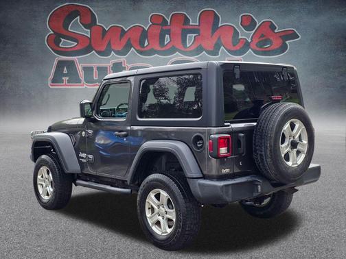 Granite Crystal Metallic Clearcoat 2018 Jeep Wrangler Sport S