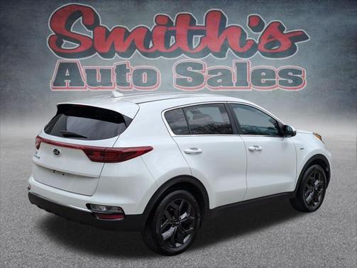 2022 Kia Sportage LX
