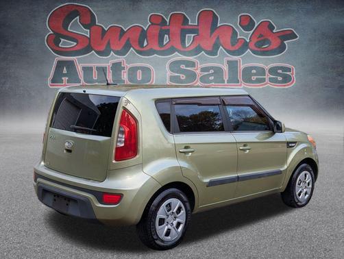 2013 Kia Soul Base